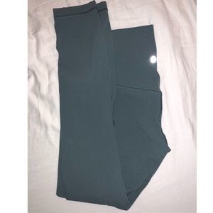 Lululemon Aligns Mystic Green